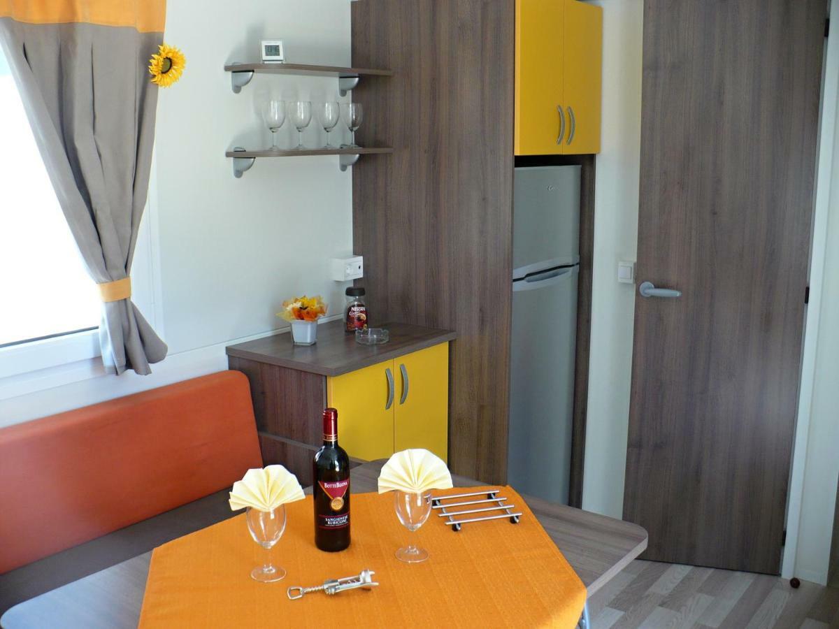 Victoria Mobilehome In Solaris Fkk Naturist Camping Resort 波雷奇 外观 照片