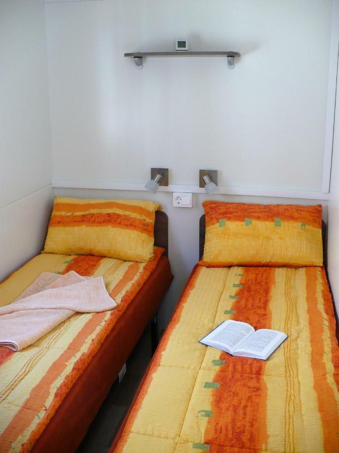 Victoria Mobilehome In Solaris Fkk Naturist Camping Resort 波雷奇 外观 照片